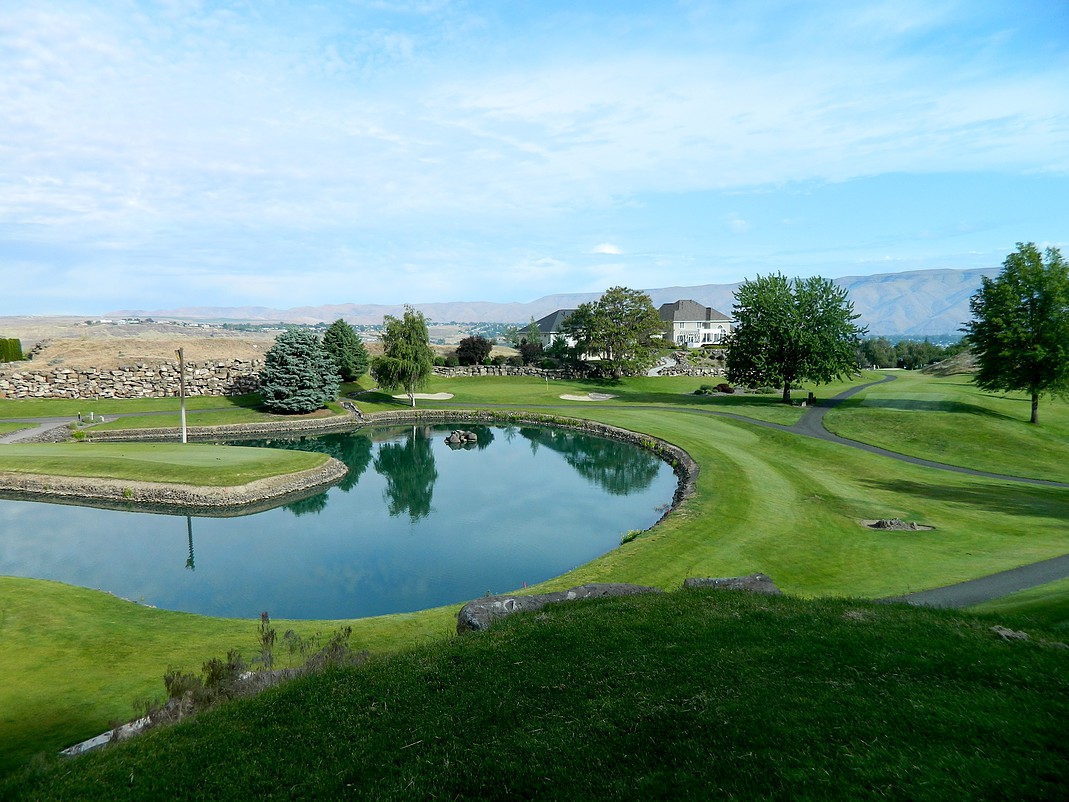 Lewiston Golf & Country Club image